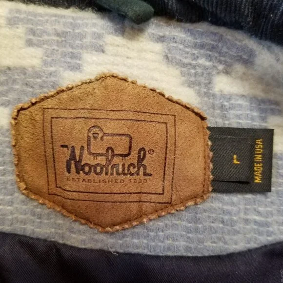 ✅VTG Woolrich Chore Jacket Women's LARGE Blue/Grey Aztec Southwest Wool✅STAINING - Picture 3 of 16